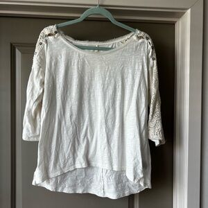 Little Yellow Button Anthropologie Crochet Lace sleeves